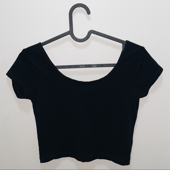 Garage Crop Top - Picture 2 of 3